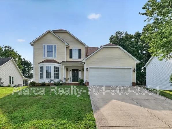 1901 Misty Vale Rd, Charlotte, NC 28214