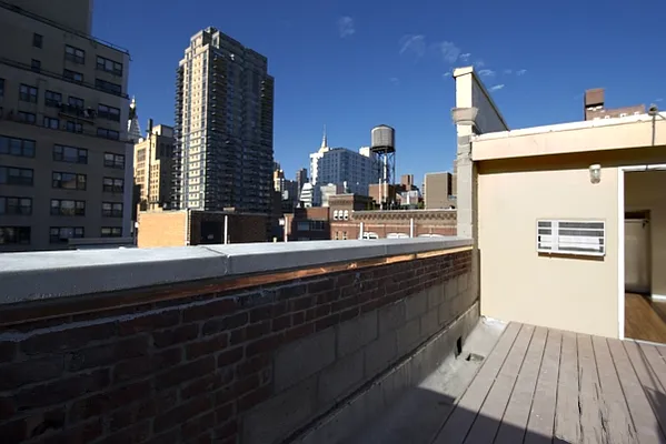 Rented by MNS | media 37