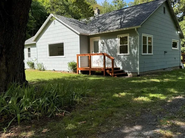 9173 S Fork Rd, Moorefield, WV 26836
