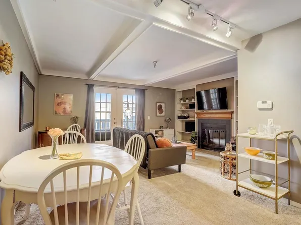 328 N Allen St 1, Madison, WI 53726