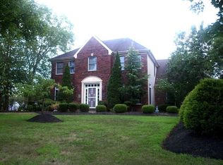 72 Tindall Rd, Robbinsville, NJ 08691