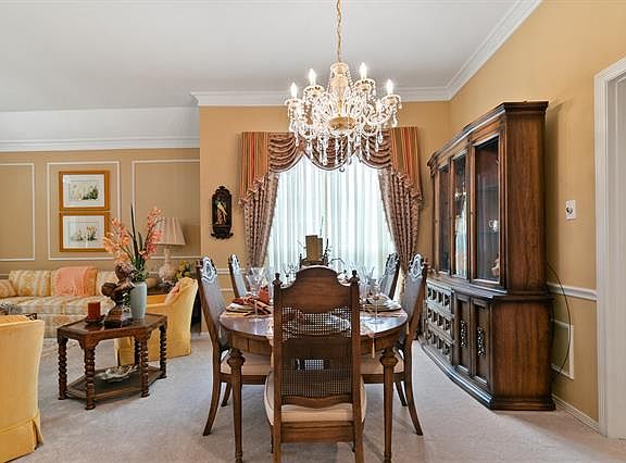 5th image of 6012 Pin Oak Dr