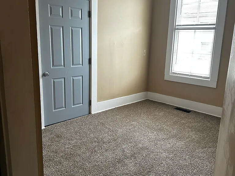 1223 Sylvanie St #1 — Photo 8