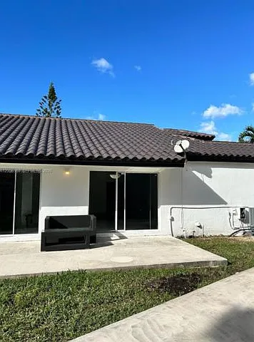820 NW 132nd Ct — Photo 10