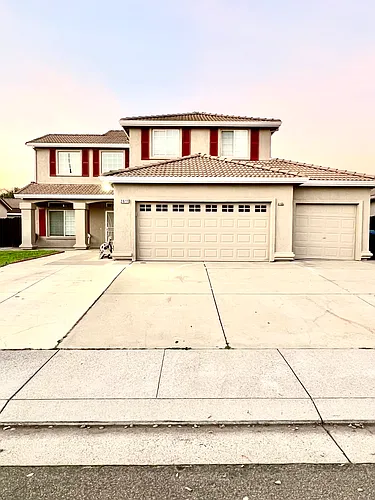 2611 Blossom Cir Photo 1