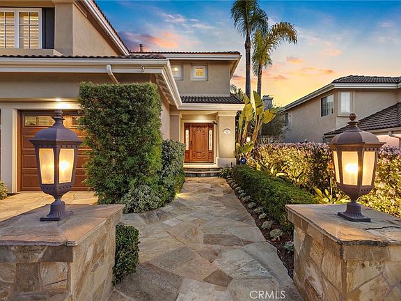 2nd image of 64 Calle Cabrillo