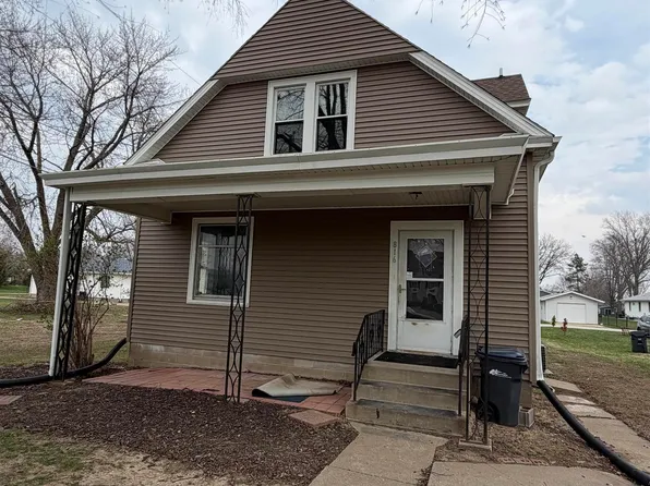 816 Cottonwood Ct, Burlington, IA 52601