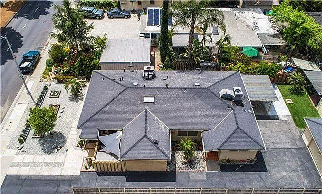 909 N Santa Anita Ave — Photo 20