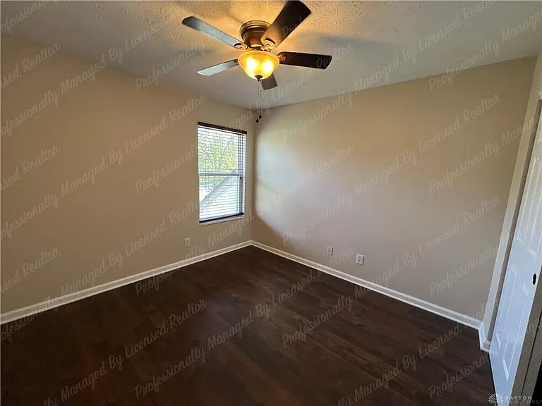 1131 Windsong Trl — Photo 39