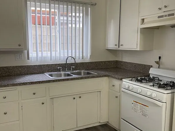 139-145 E Spring St, 139 E Spring St APT 3, Long Beach, CA 90806