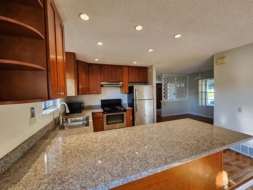 1st image of 1010 Woodgrove Ln