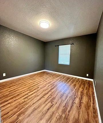 5th image of 218 Natalen Ave APT 2