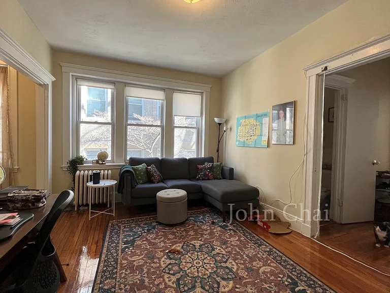 64 Woodstock Ave #14 — Photo 4