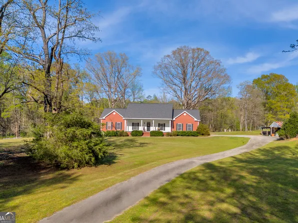 568 Hunt Rd, Martin, GA 30557