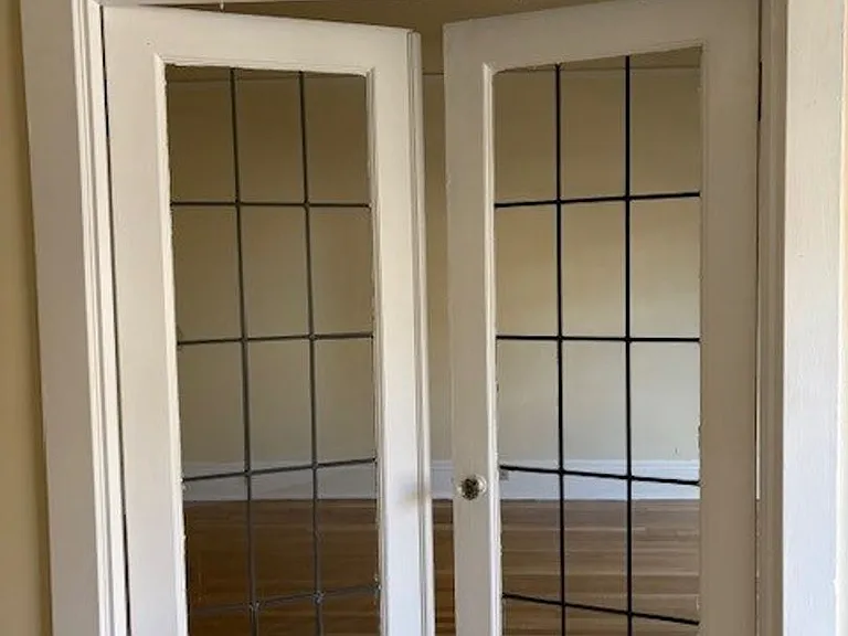 Del Roy Apartments — Photo 6