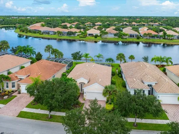 8419 Benelli Ct, Naples, FL 34114