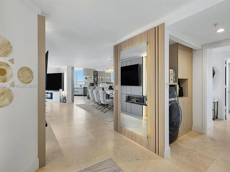848 Brickell Key Dr #1601 — Photo 3