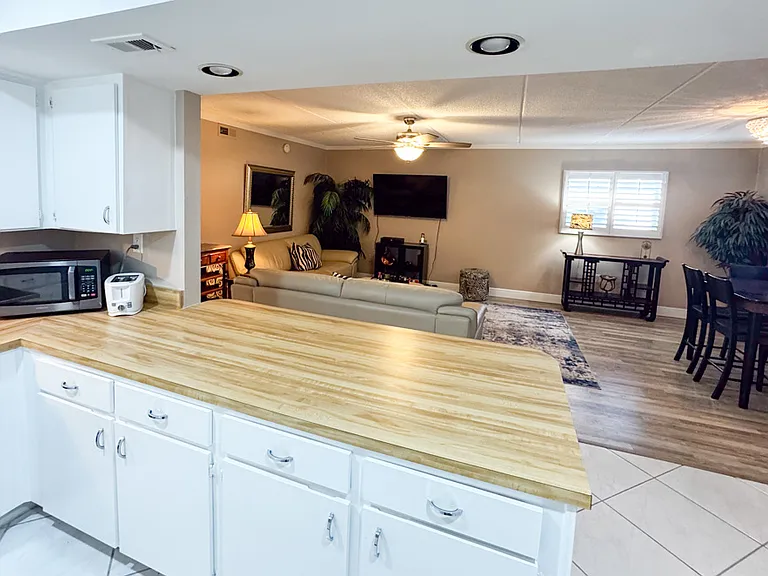 12760 Indian Rocks Rd #510 — Photo 4