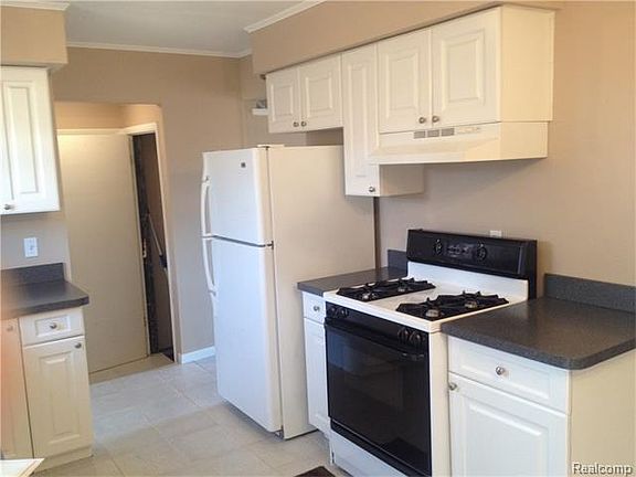 5th image of 8154 San Marco Blvd