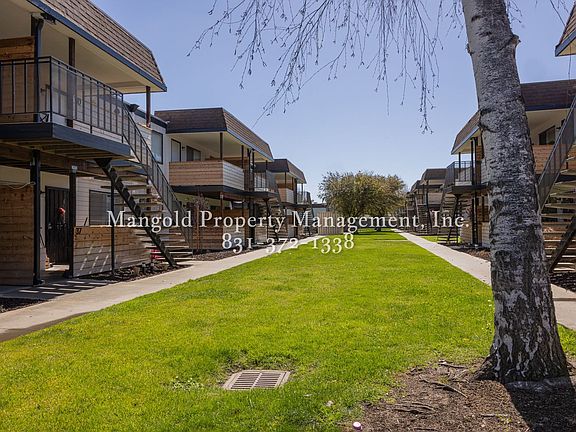 5th image of 711 South St #42