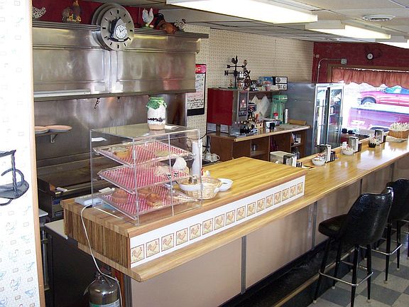 Open grill & counter