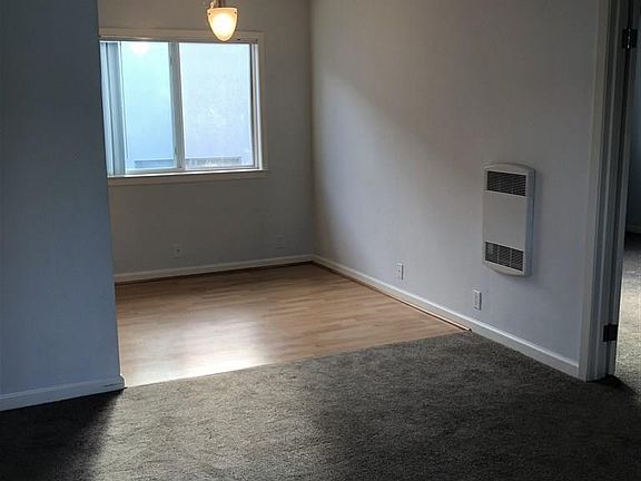 4th image of 2020 Diamond St Unit 13