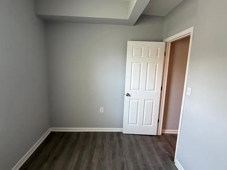 102 Ridgway St #1 — Photo 10