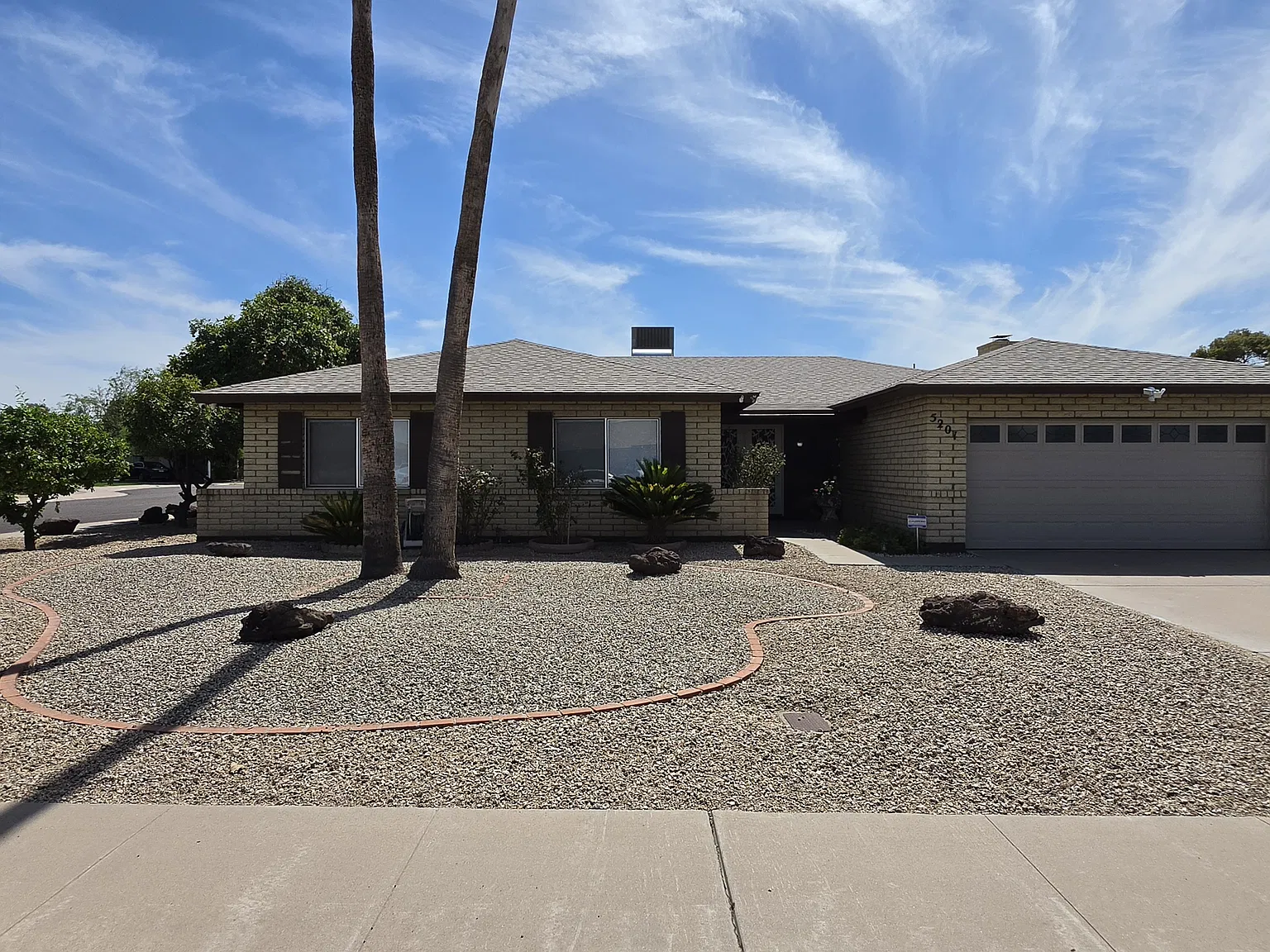 4 bed, 2246 sqft, $2,200 — Photo 2
