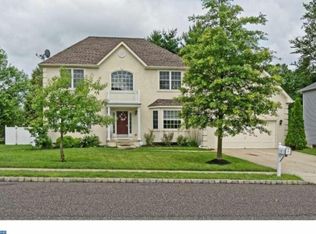 1 Camelot Ct, Mount Laurel, NJ 08054