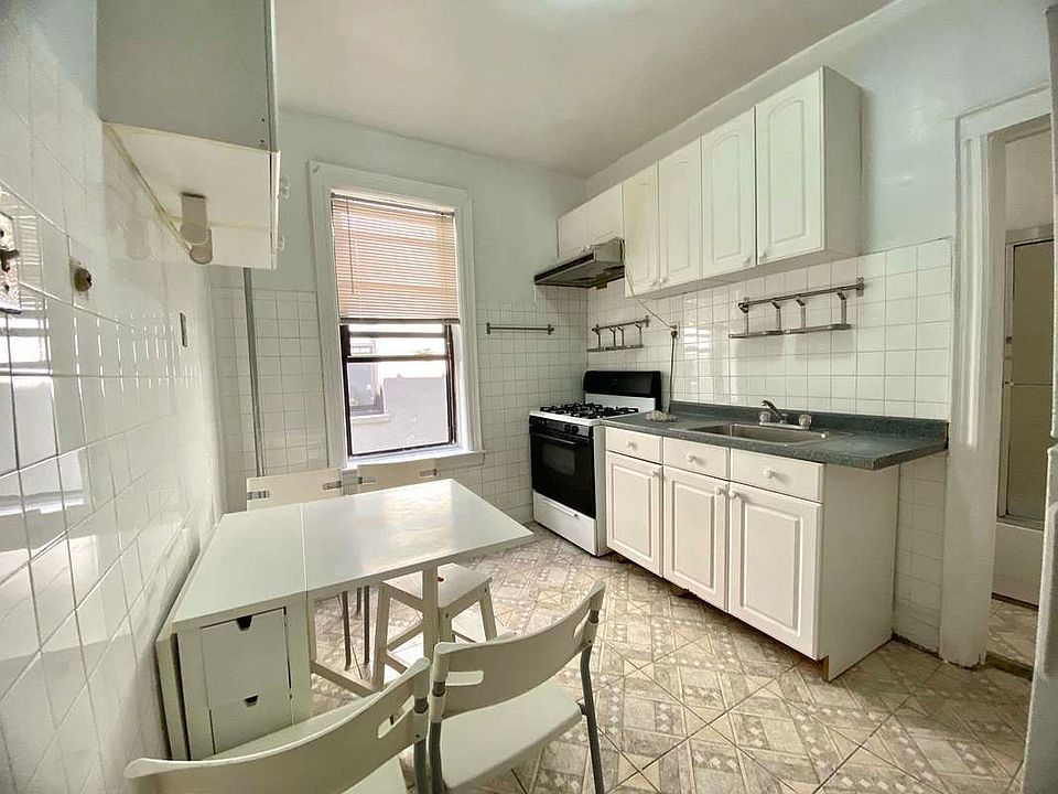 1st image of 32-61 33rd St #1