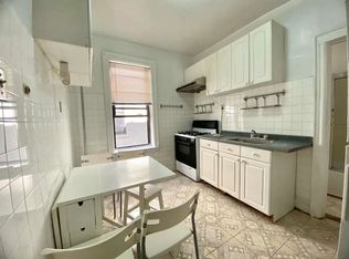32-61 33rd St #1, Astoria, NY 11106
