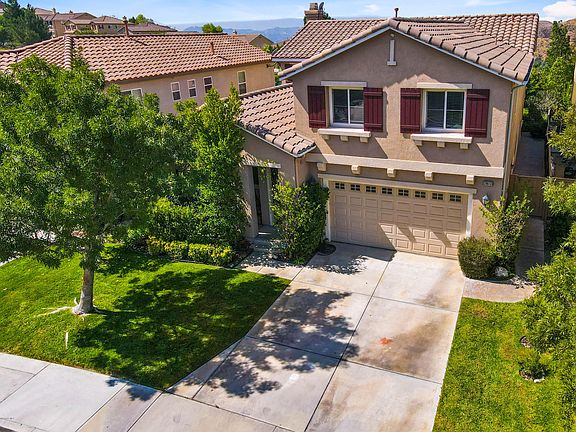 3rd image of 28613 Crystal Heights Ct