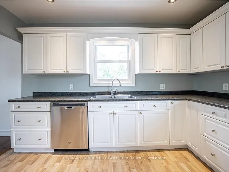 521 S Pelham Rd #UPPER — Photo 14