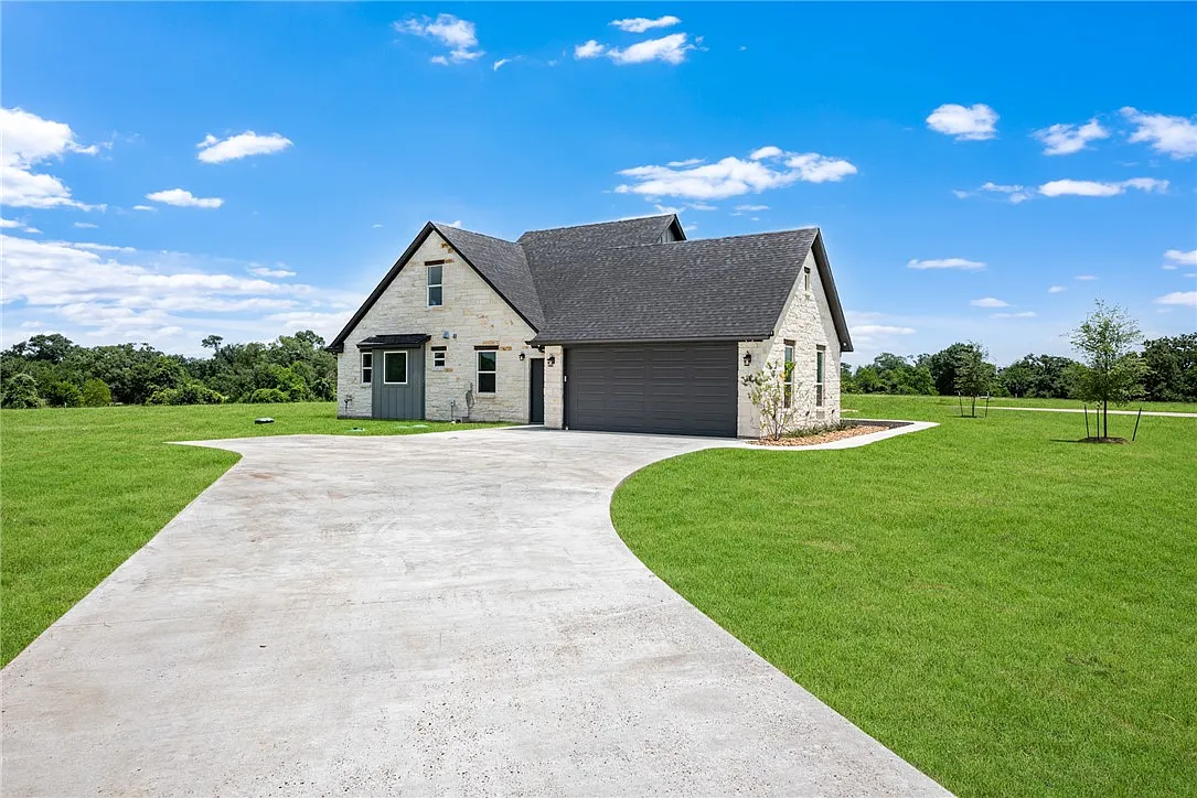 4 bed, 3.5 bath, 3041 sqft, $4,500 — Photo 3