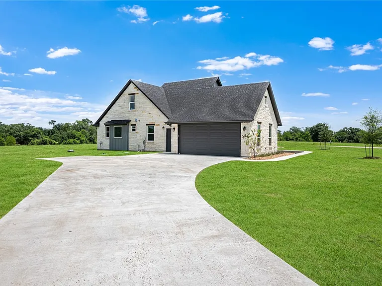 9974 Hidden Pond Dr — Photo 3