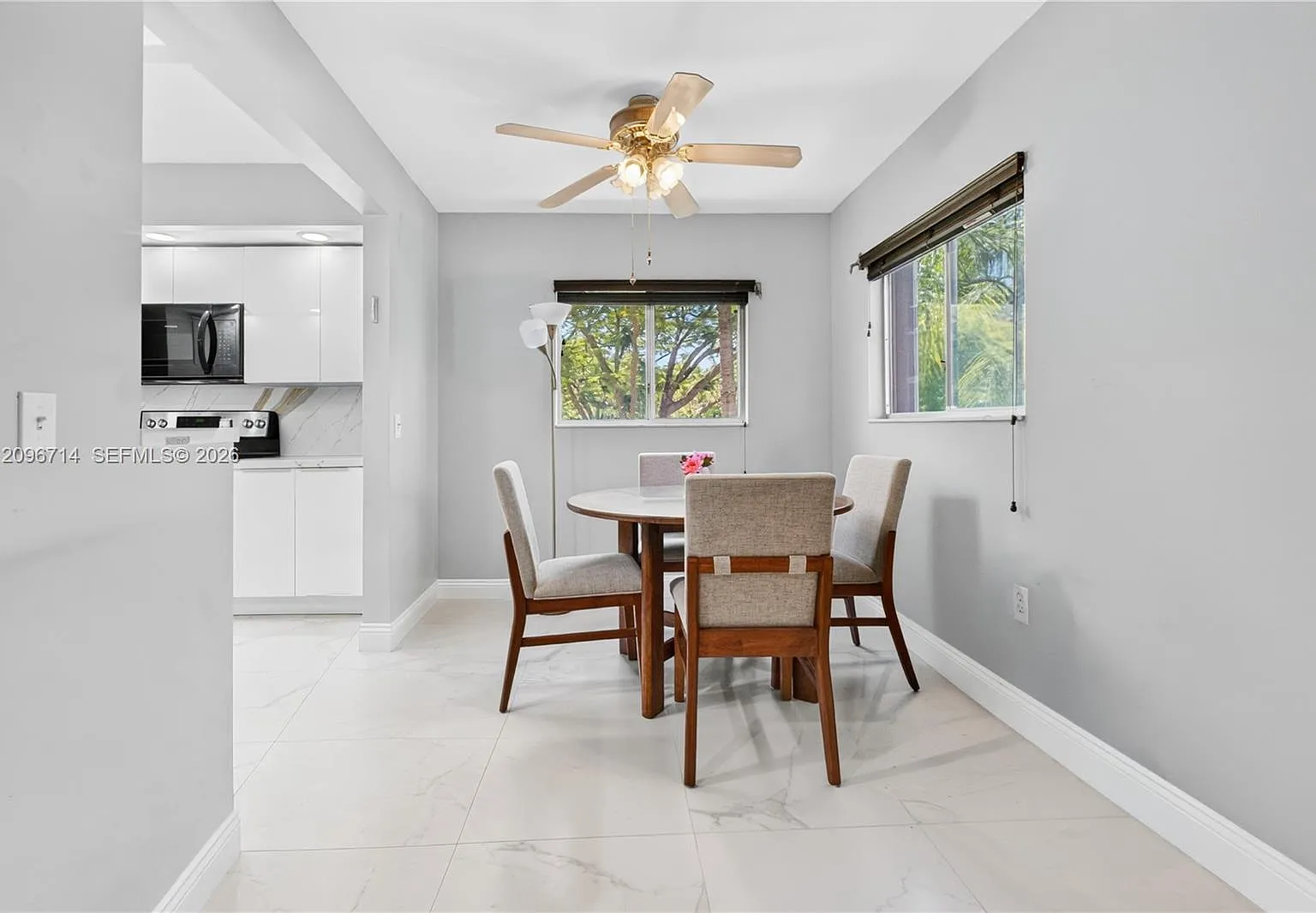 1651 SW 127th Ave — Photo 3