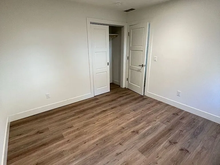 405 Laurel St — Photo 7