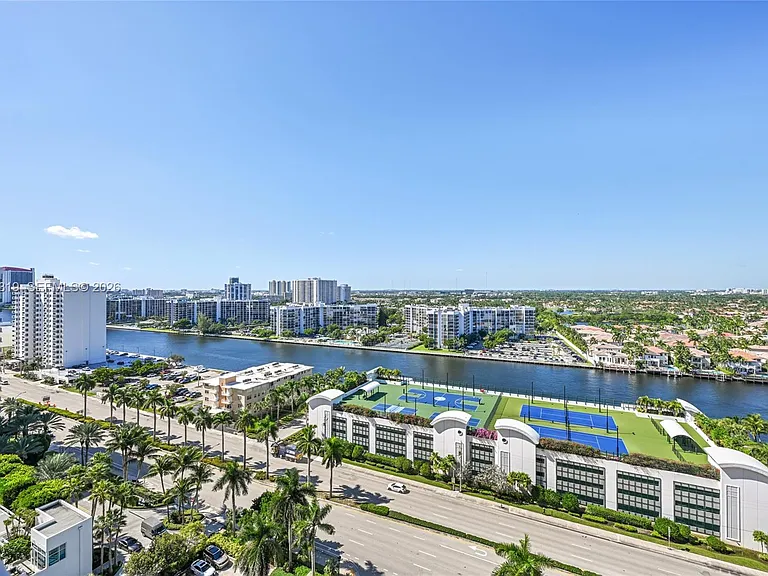 2501 S Ocean Dr #Penthouse 30 — Photo 3