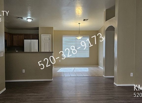 3rd image of 7178 S Oakbank Dr