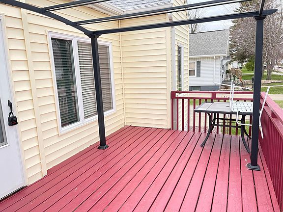 5th image of 1628 East Ave