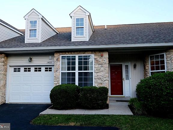 2nd image of 1455 Palmer Dr #98