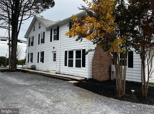 144-146 W Main St, Leola, PA 17540
