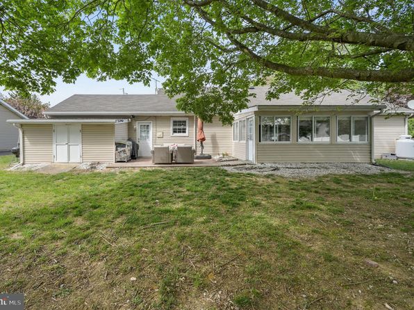 30 Tina Dr, Dover, DE 19901