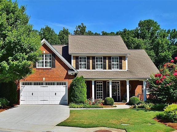 4th image of 1174 Saint Charles Pl