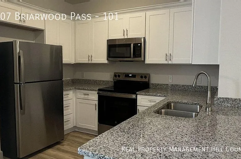 7707 Briarwood Pass #101 — Photo 2