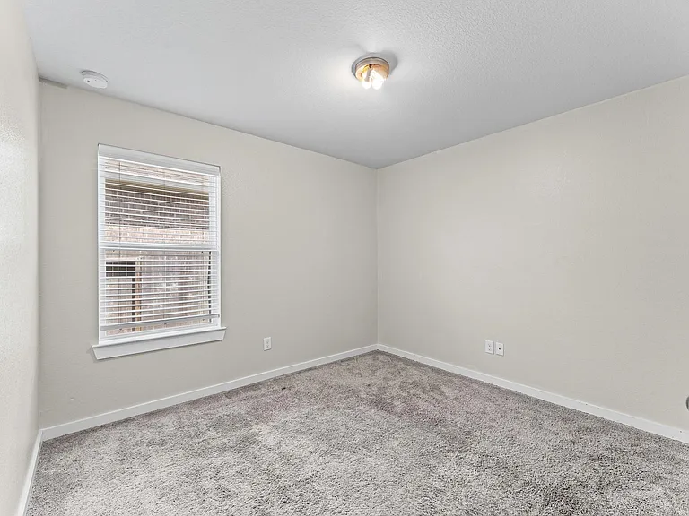 31502 Kailua Dr — Photo 12
