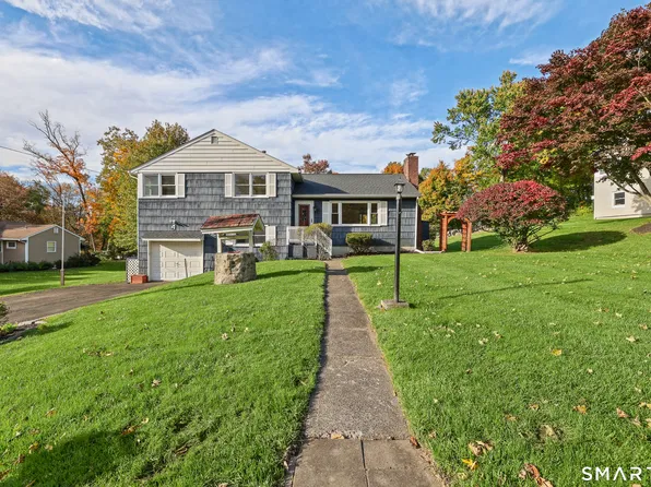 4 North Pleasant Rise, Brookfield, CT 06804