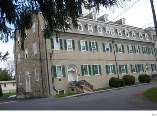 120 W Center St APT 3B, Nazareth, PA 18064