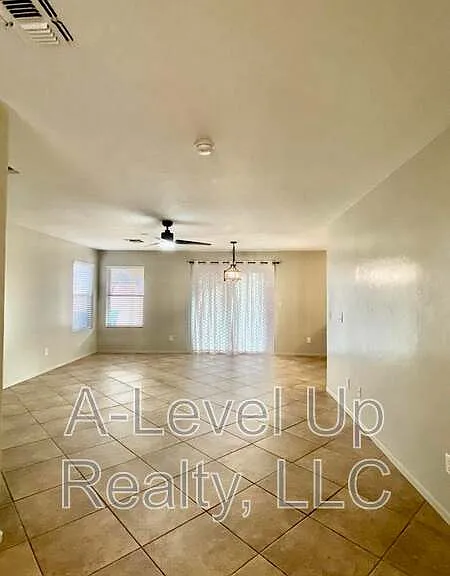 721 W Flaming Arrow Dr — Photo 9