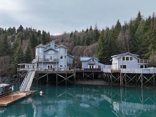 52735 Halibut Cv, Homer, AK 99603